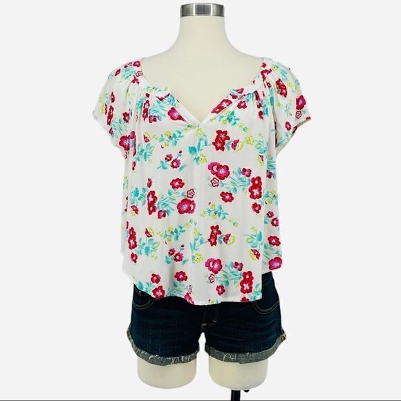Anthropologie Sweaters - Hollister Split Neck Floral Shirt